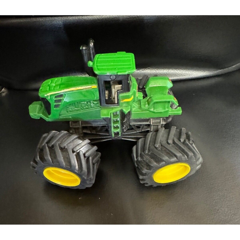 Ertl 4.5" John Deere 4x4 Tractor/Monster Truck Diecast/Plastic 1:43 Scale